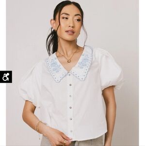 Vtg White Button-down Embroidered Top